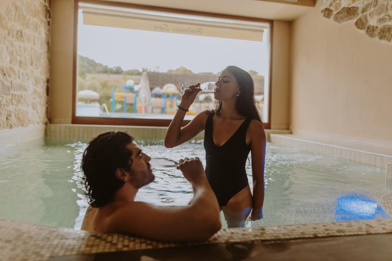 Halanus Hotel And Resort Alanno Ngoại thất bức ảnh