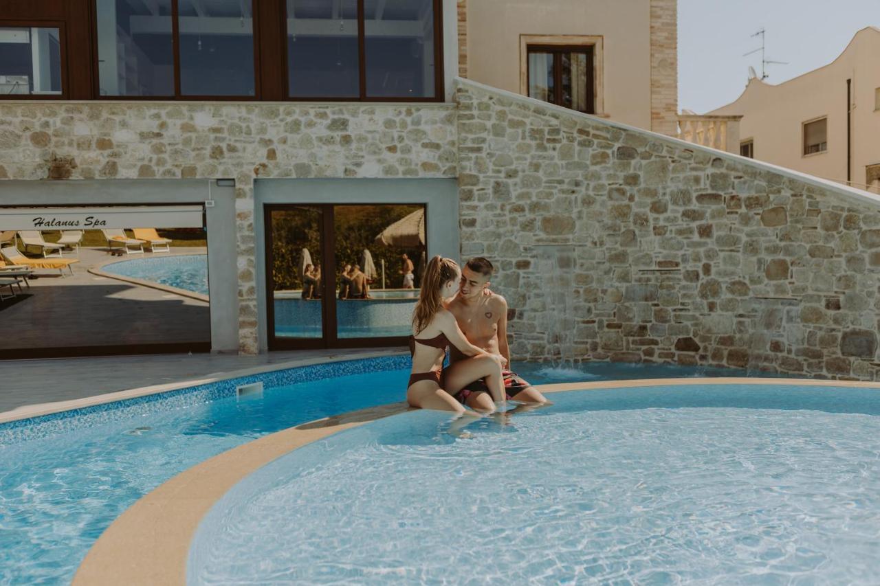 Halanus Hotel And Resort Alanno Ngoại thất bức ảnh