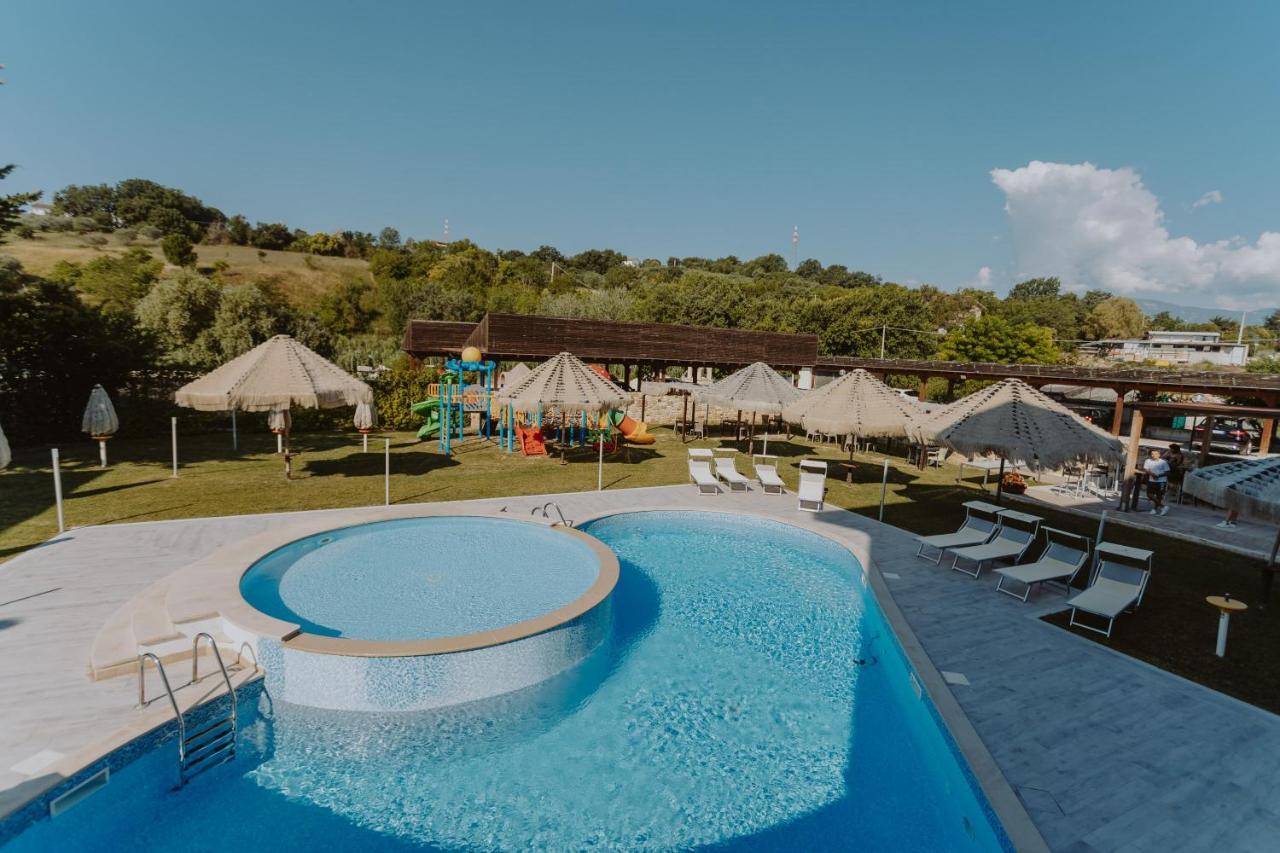 Halanus Hotel And Resort Alanno Ngoại thất bức ảnh